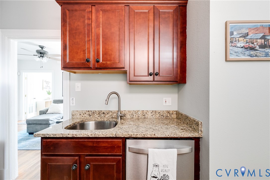 2814 Kensington Ave Unit#U18