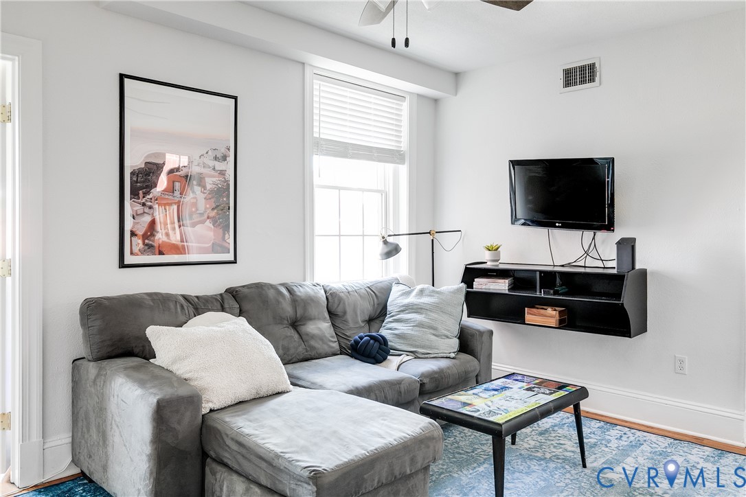 2814 Kensington Ave Unit#U18