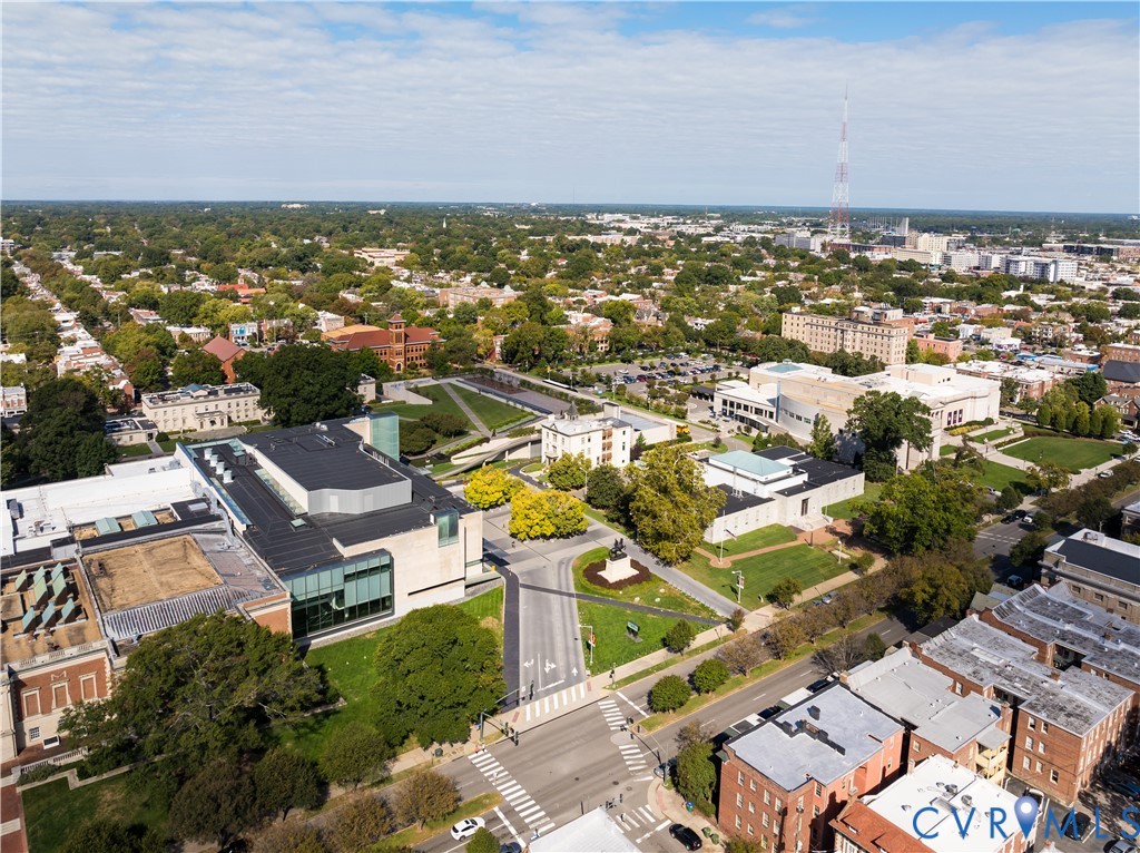 2814 Kensington Ave Unit#U18