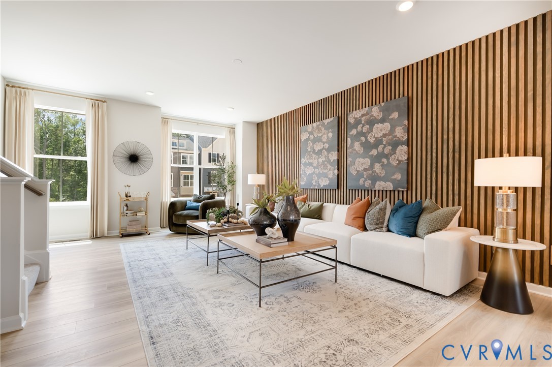 8780 Pioneer Hill Dr