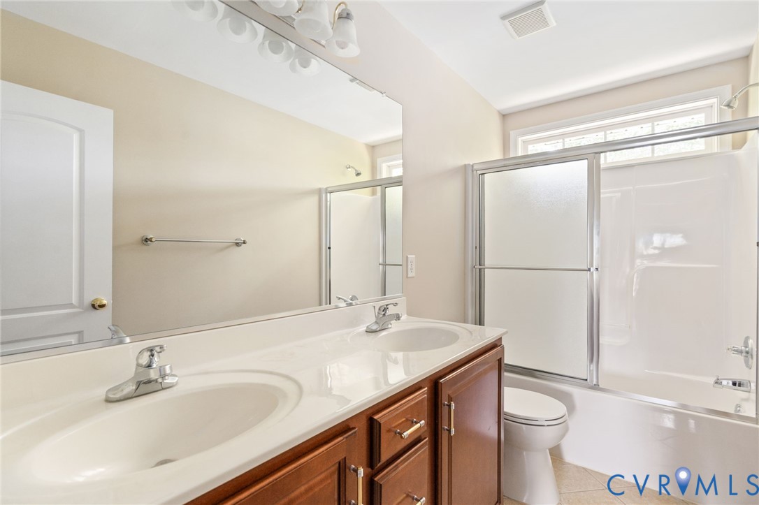 11821 Rimswell Turn