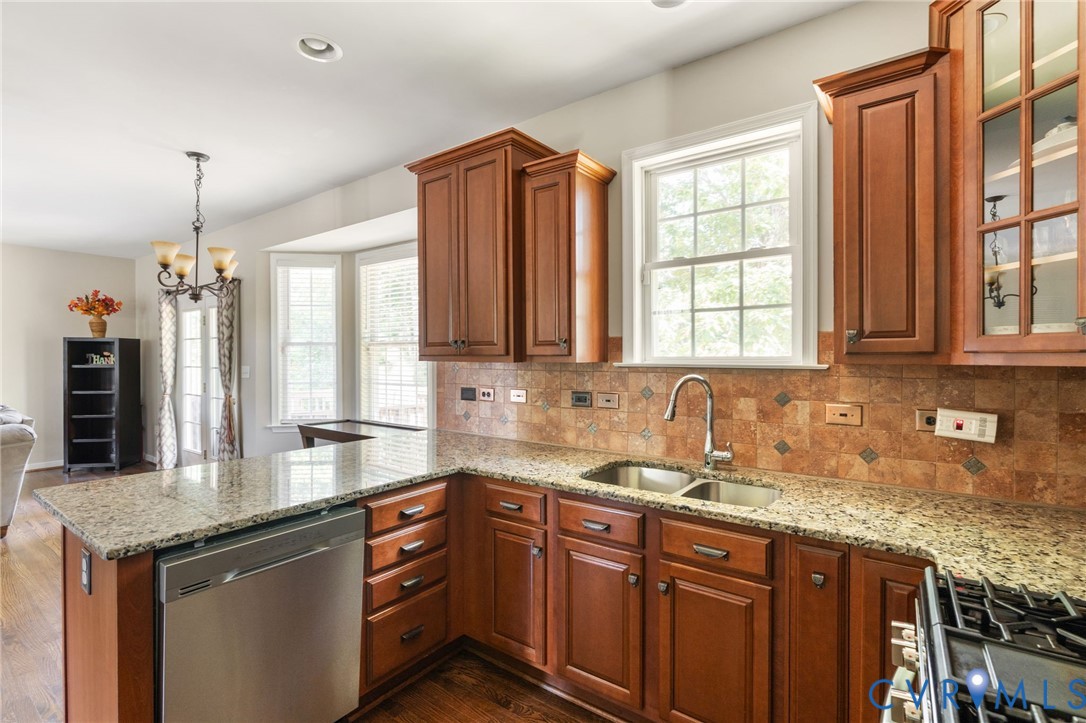 11821 Rimswell Turn