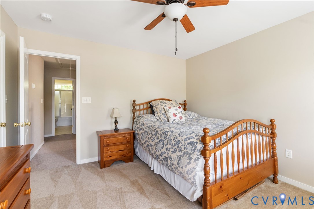 11821 Rimswell Turn