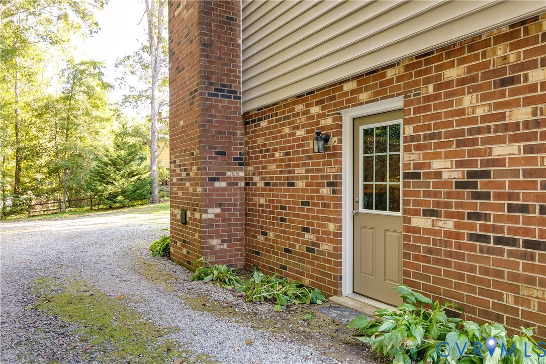 11200 Lady Slipper Ln