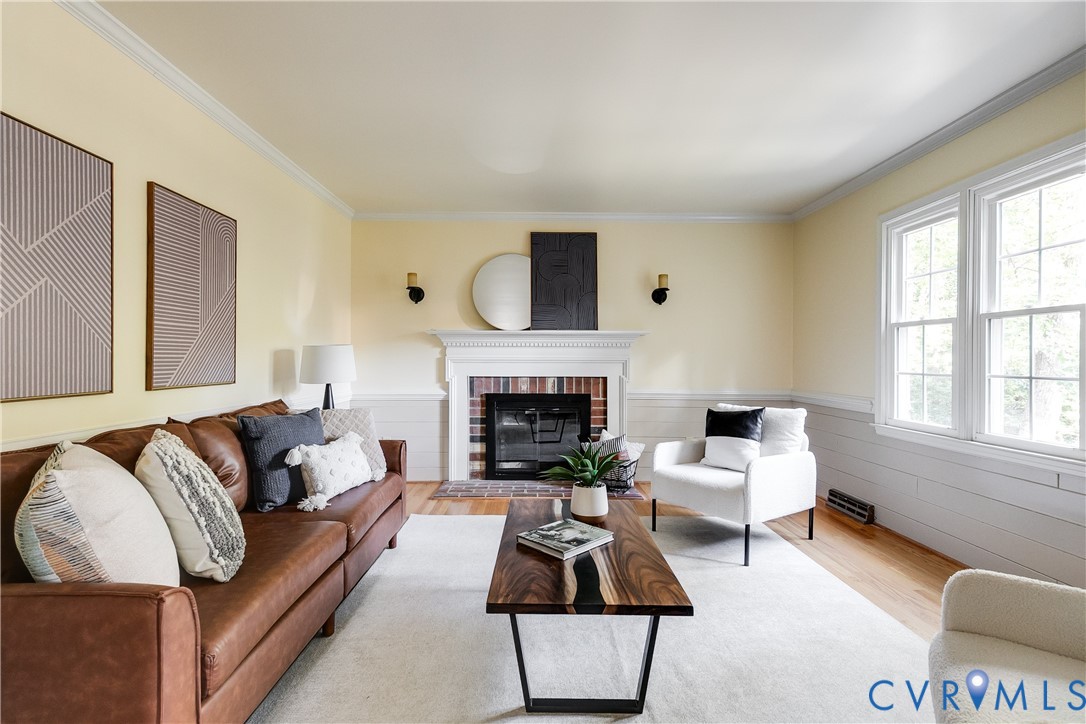 11200 Lady Slipper Ln