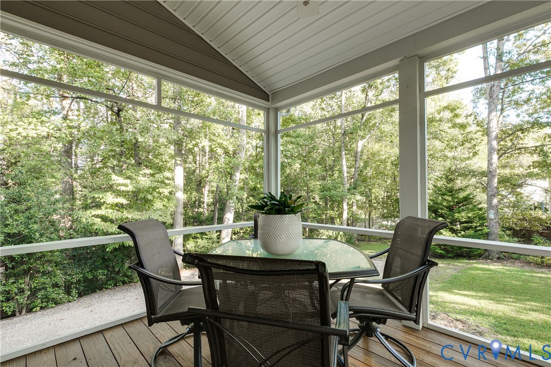 11200 Lady Slipper Ln