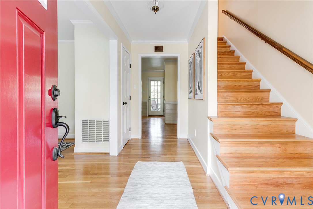 11200 Lady Slipper Ln