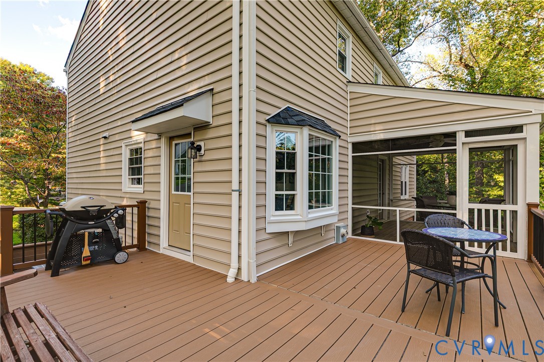 11200 Lady Slipper Ln