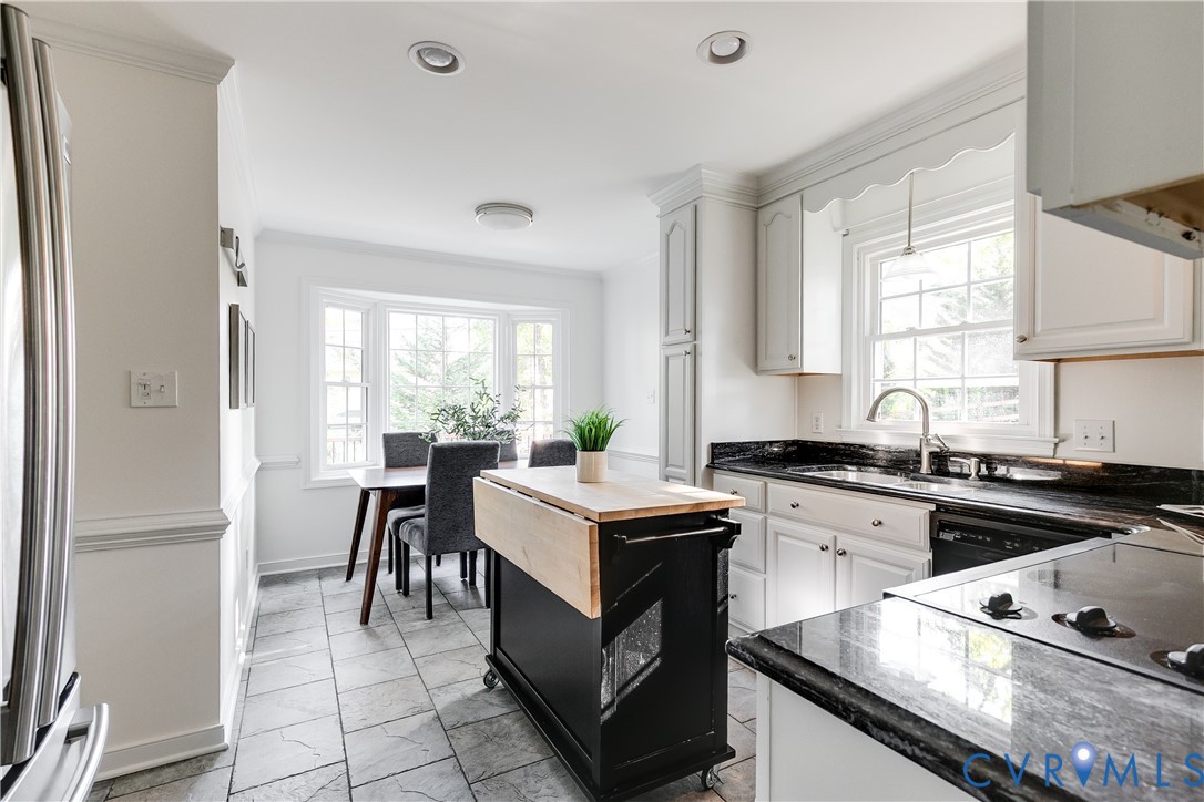 11200 Lady Slipper Ln