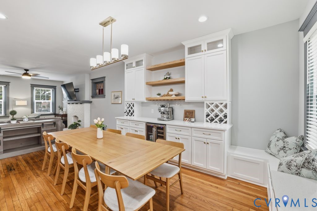 2327 Maplewood Ave