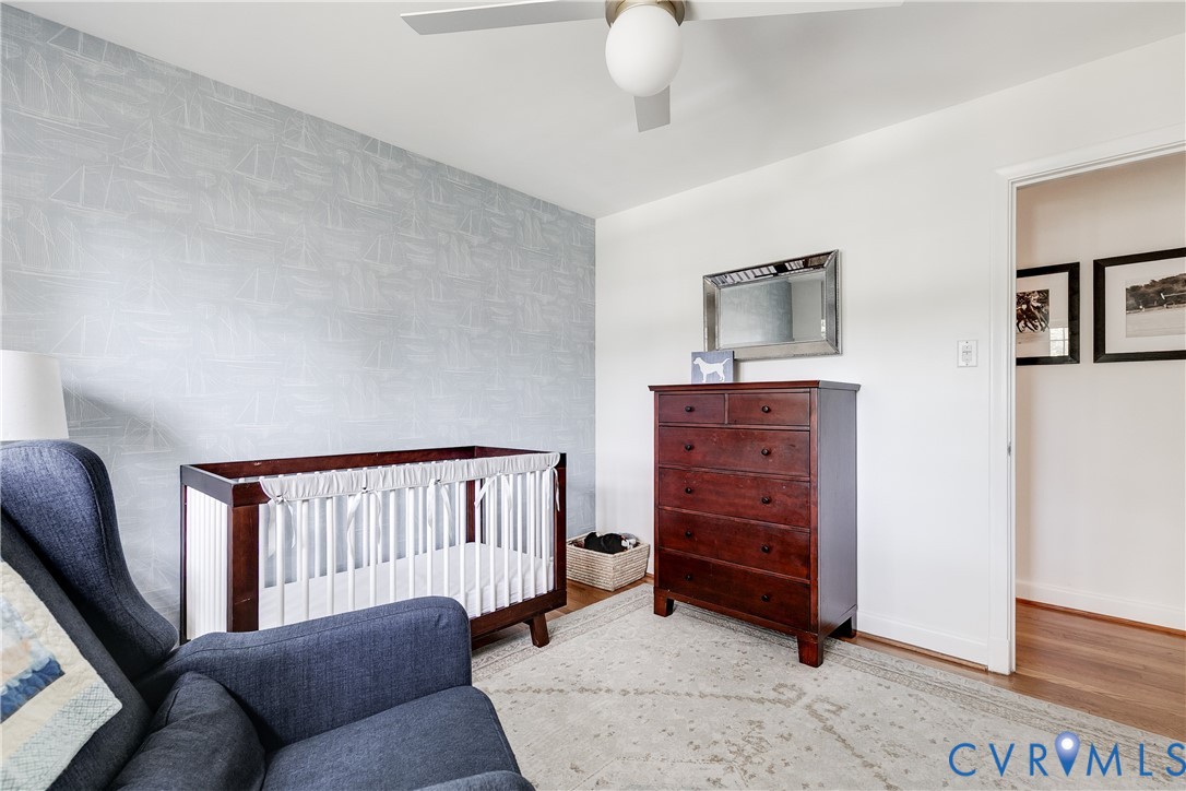7311 Durwood Cres
