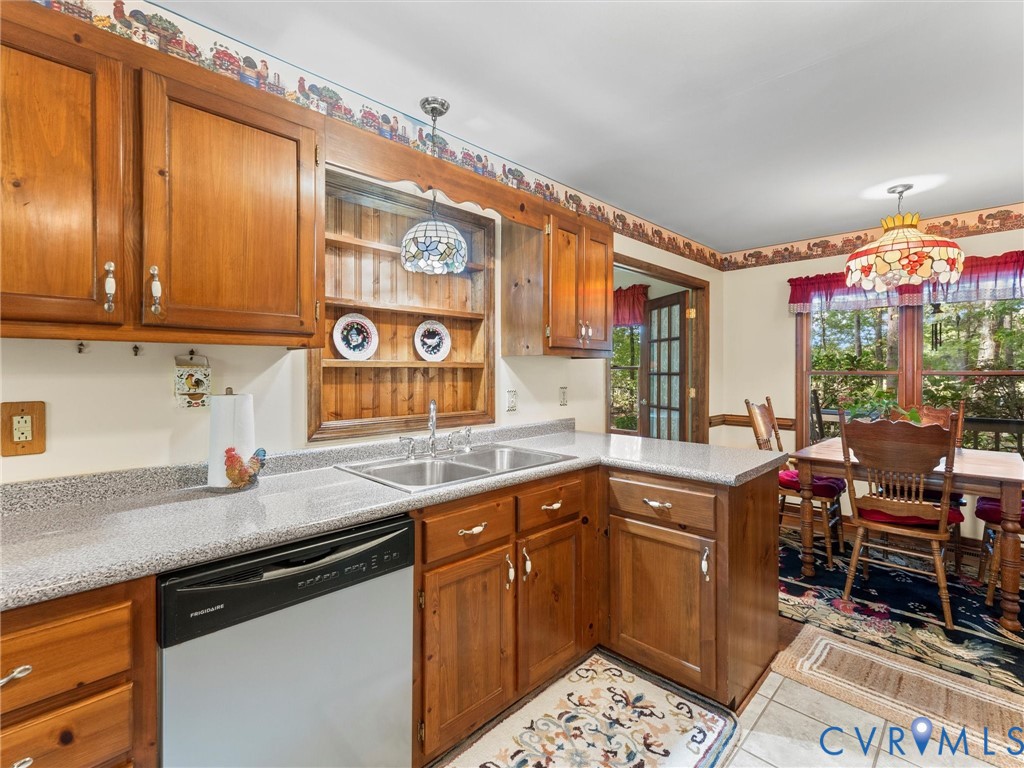 1000 Rocky Ford Rd