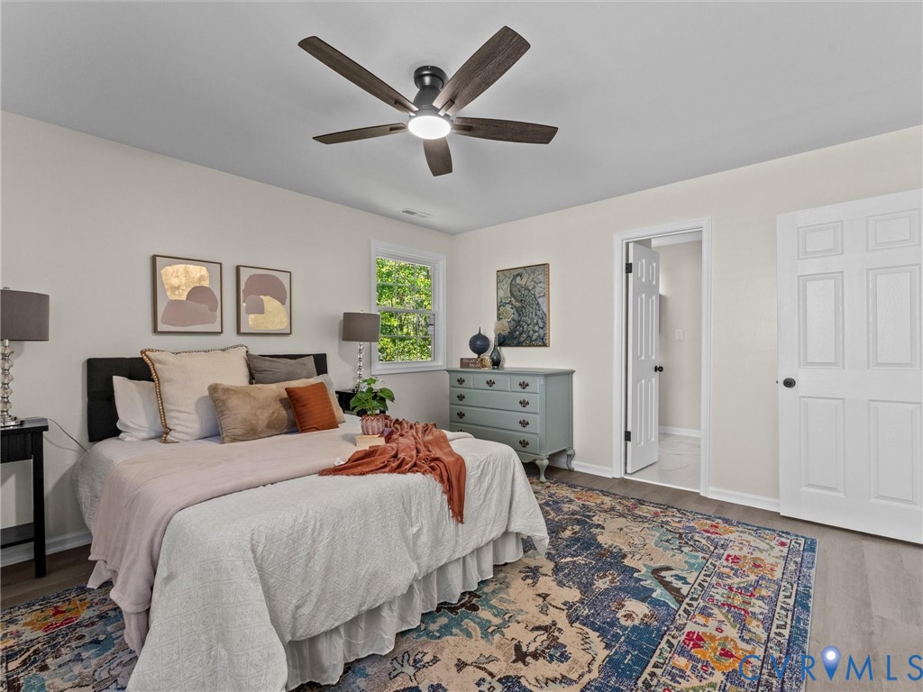 7003 Egan Pl