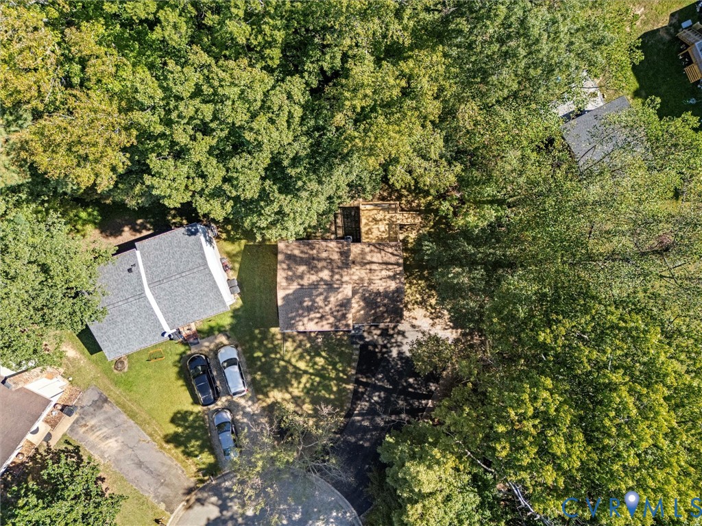 7003 Egan Pl