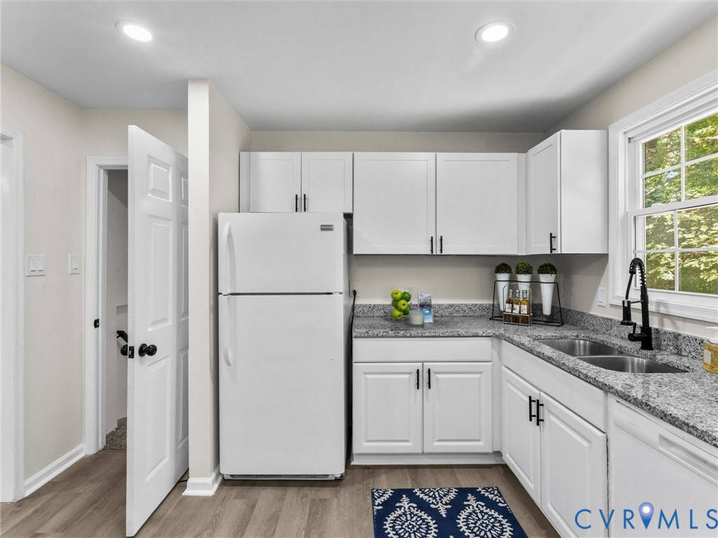 7003 Egan Pl