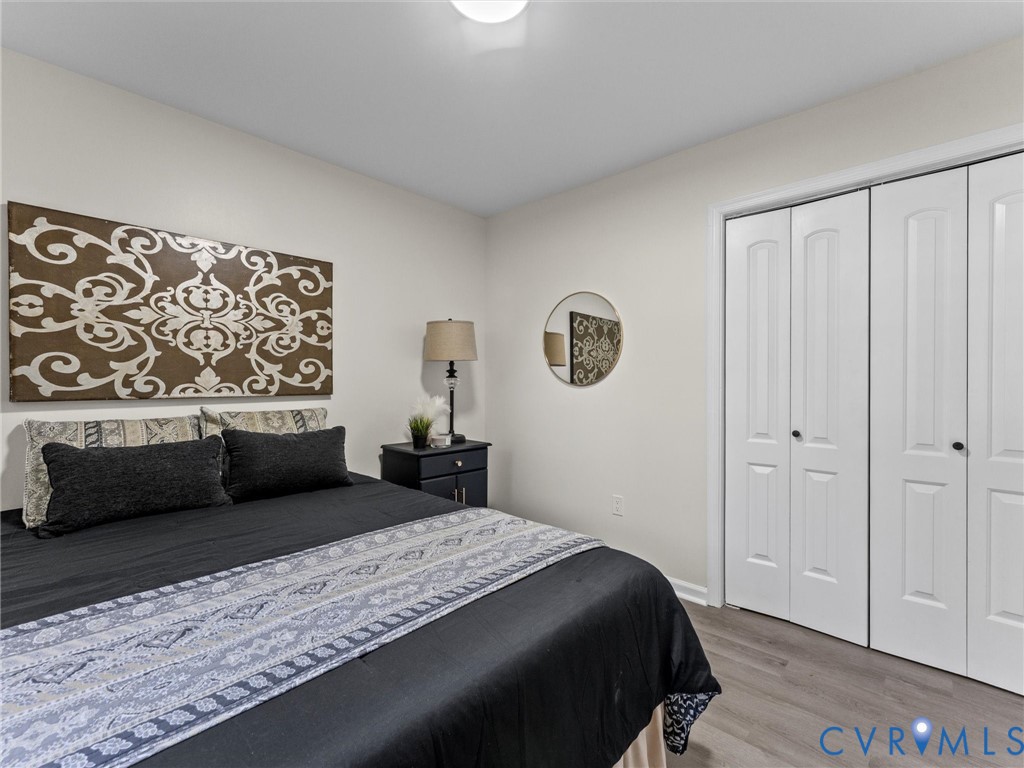 7003 Egan Pl
