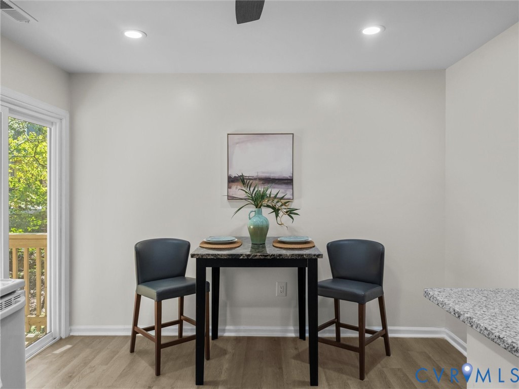 7003 Egan Pl