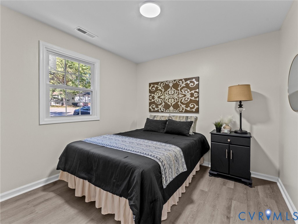 7003 Egan Pl