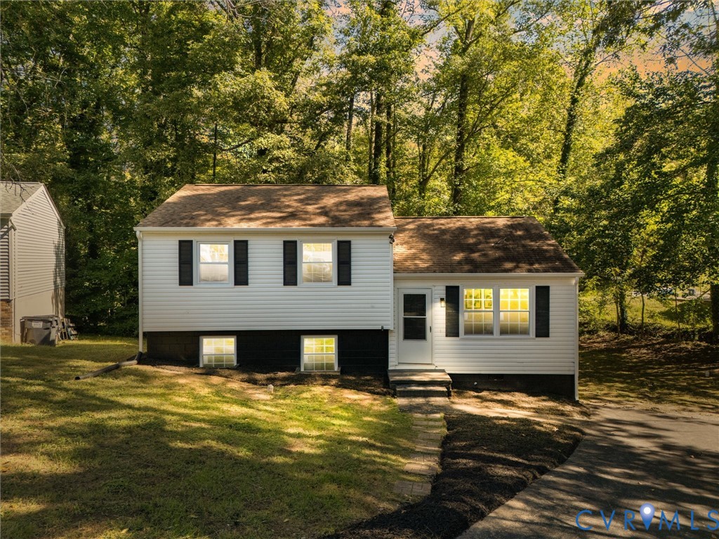 7003 Egan Pl