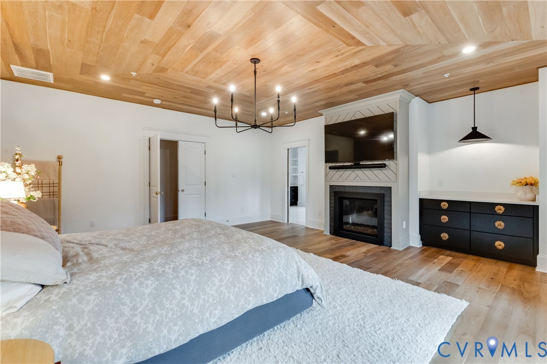 3505 Ormiston Grove Cir