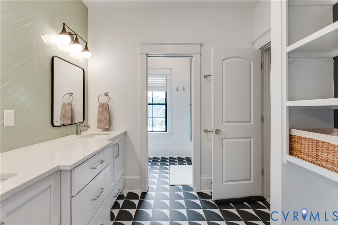 3505 Ormiston Grove Cir