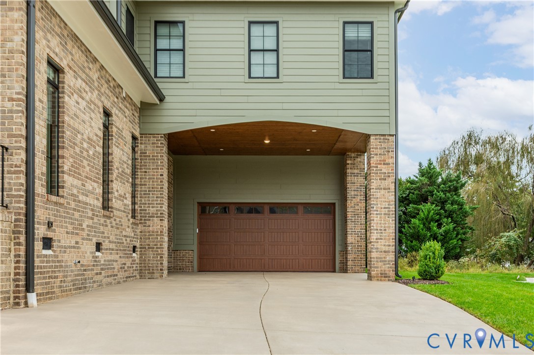 3505 Ormiston Grove Cir