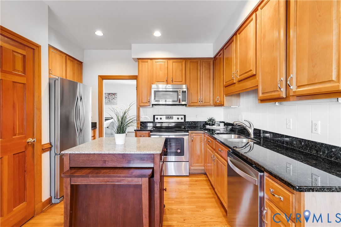 4903 Waycrest Ter