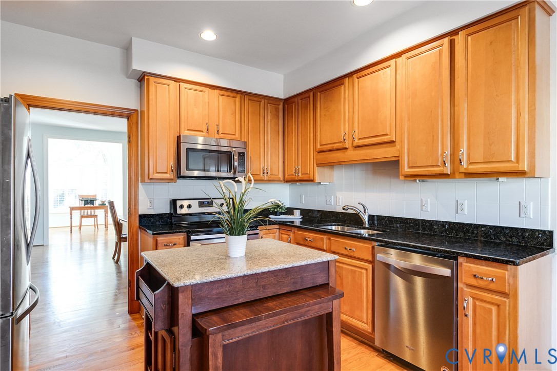 4903 Waycrest Ter