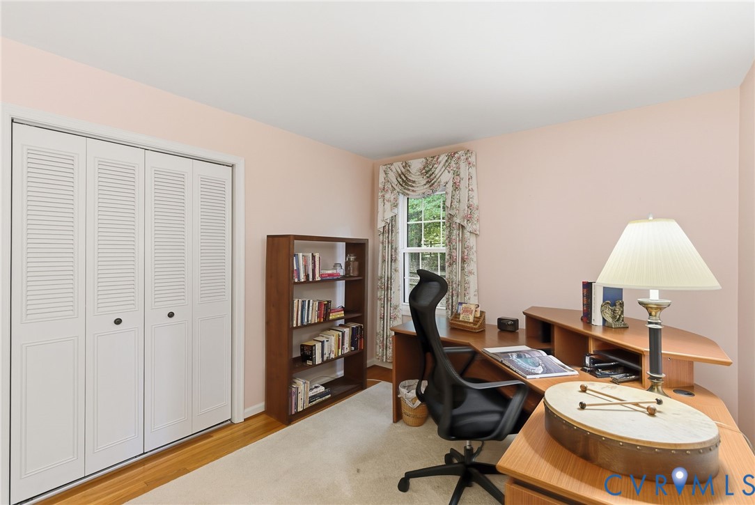 10110 Idlebrook Dr