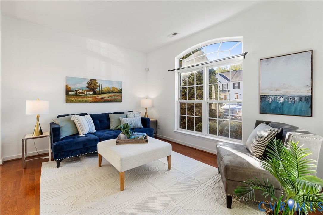 11361 Abbots Cross Ln