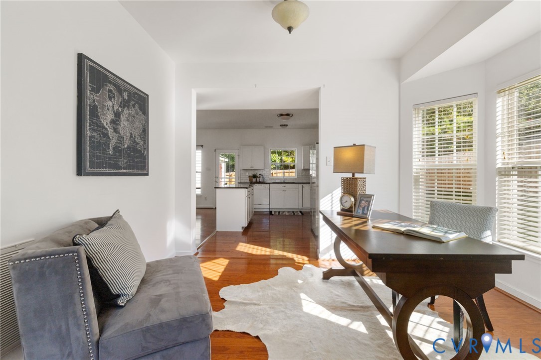 11361 Abbots Cross Ln