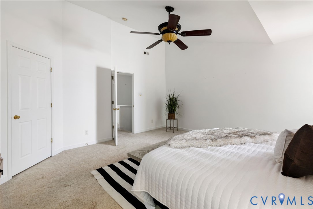 11361 Abbots Cross Ln