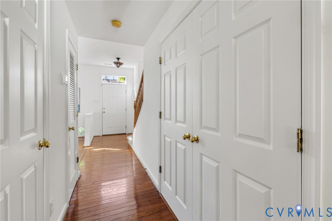 11361 Abbots Cross Ln