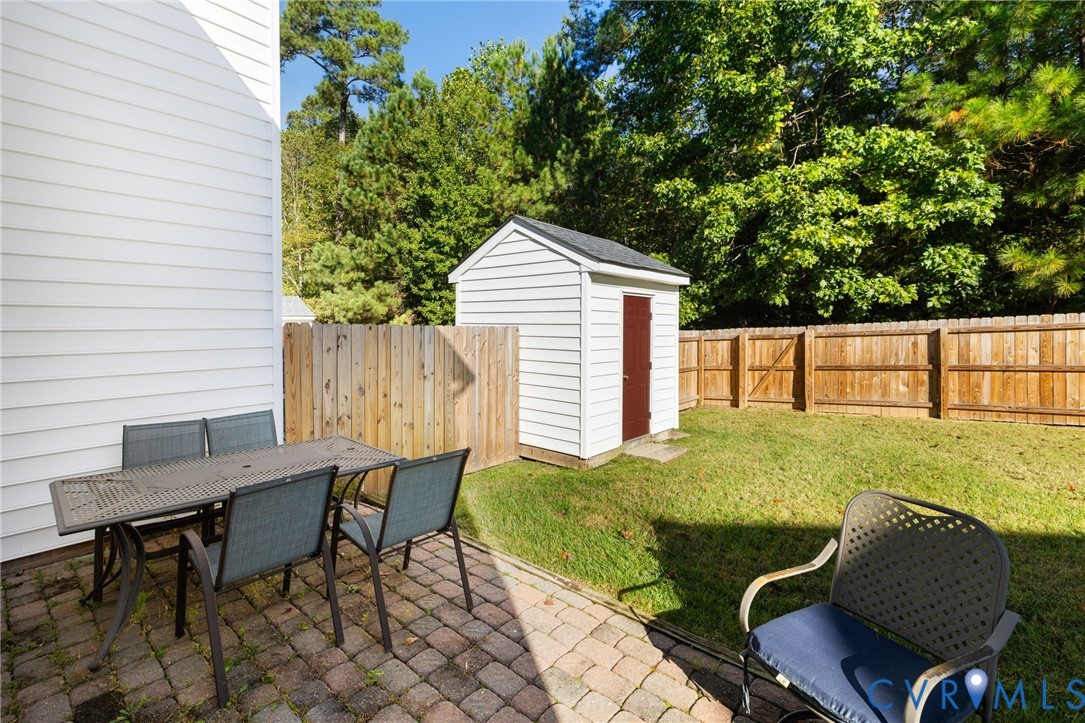 11361 Abbots Cross Ln