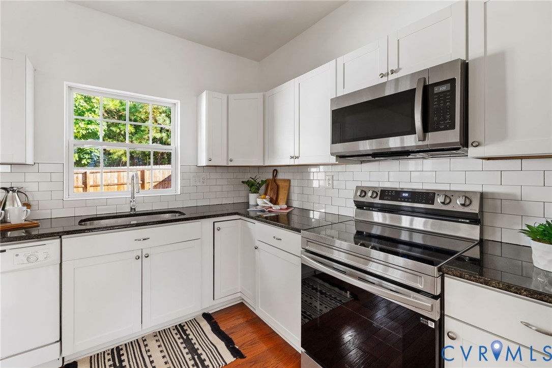 11361 Abbots Cross Ln