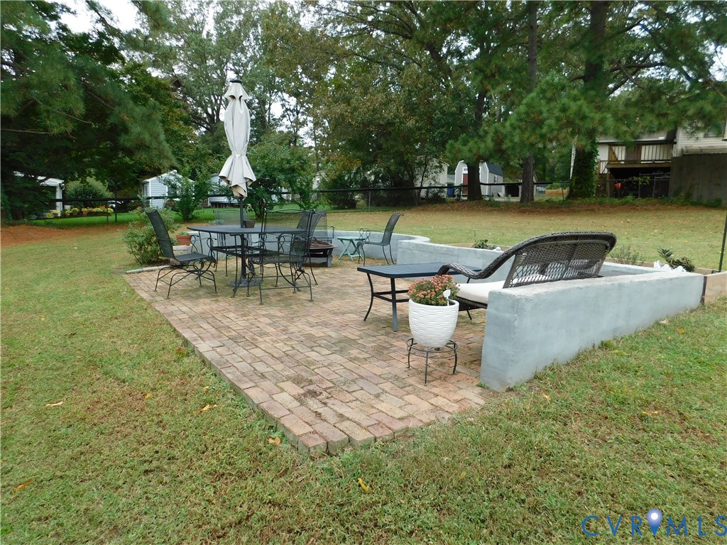 7283 Walnut Grove Dr