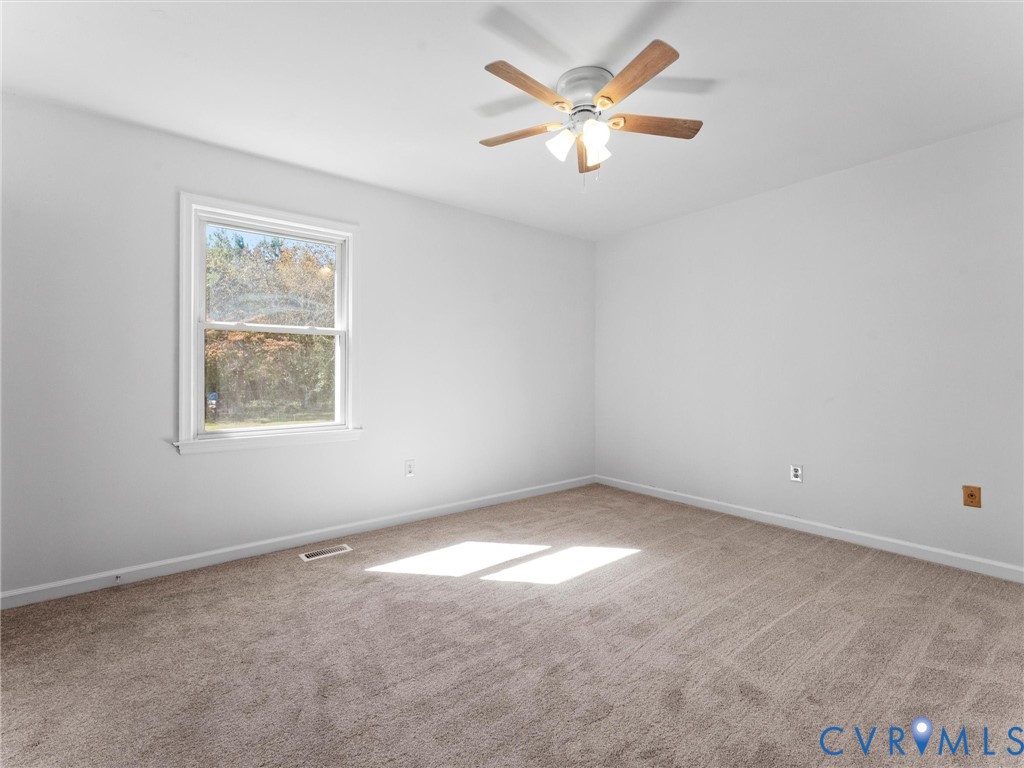 3913 Tavern Rd