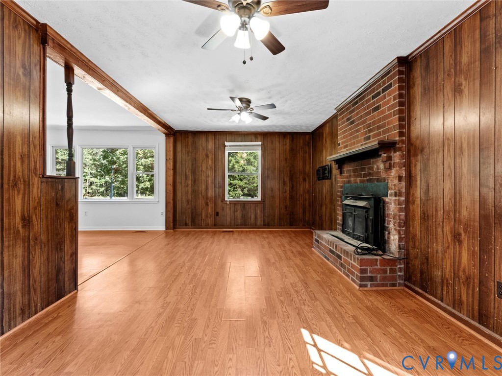 3913 Tavern Rd