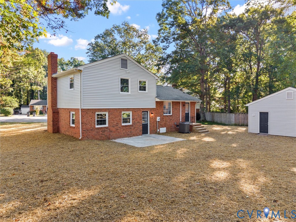 10303 Edgebrook Ct