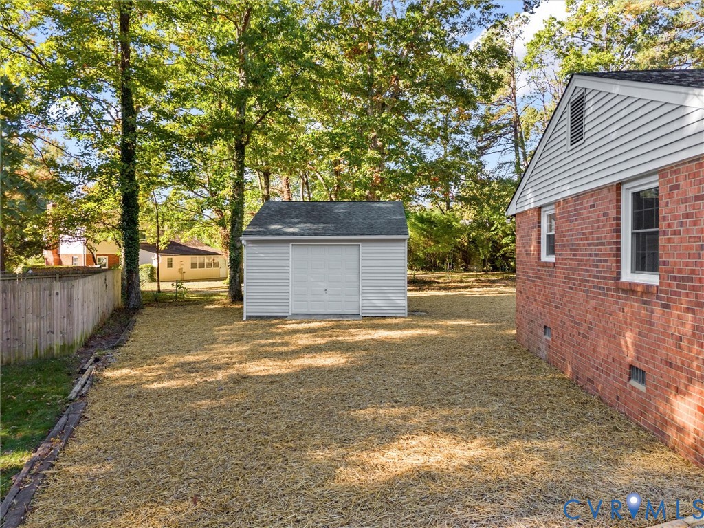 10303 Edgebrook Ct