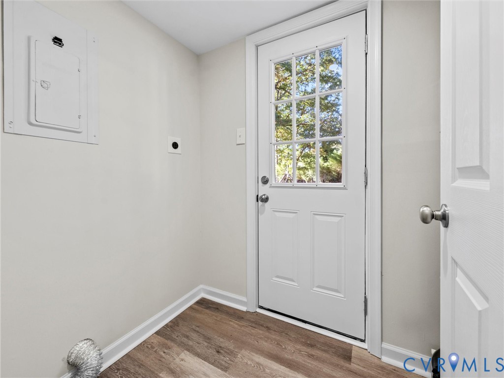 10303 Edgebrook Ct