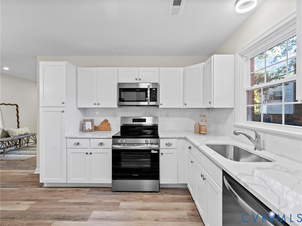 10303 Edgebrook Ct