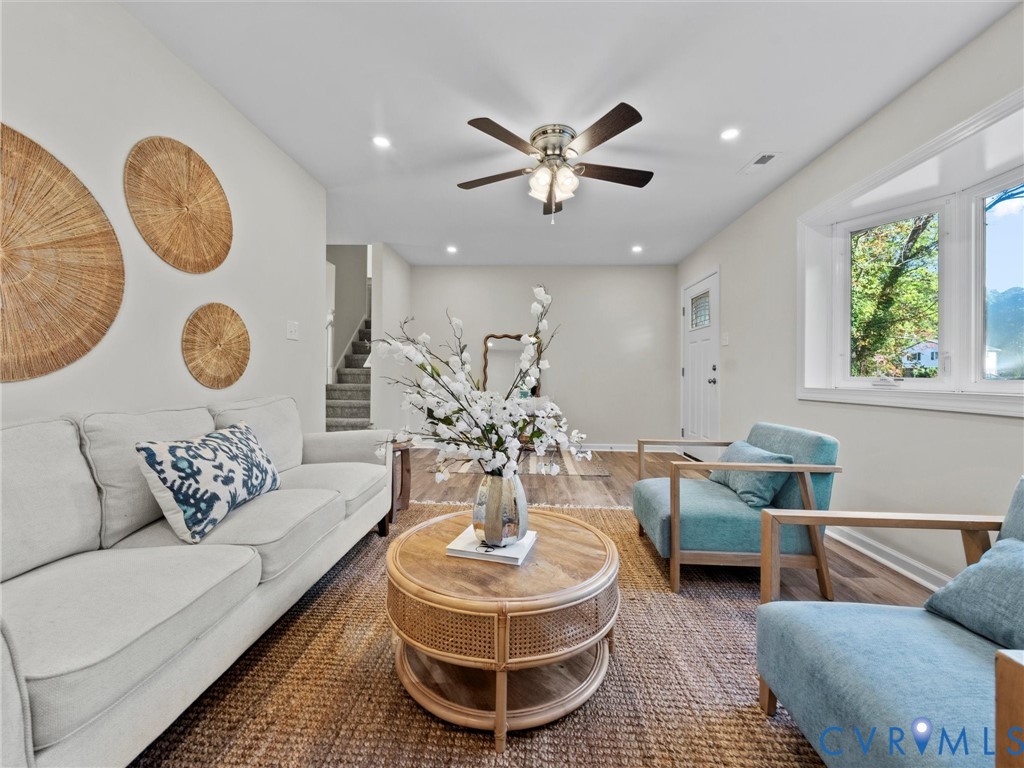 10303 Edgebrook Ct