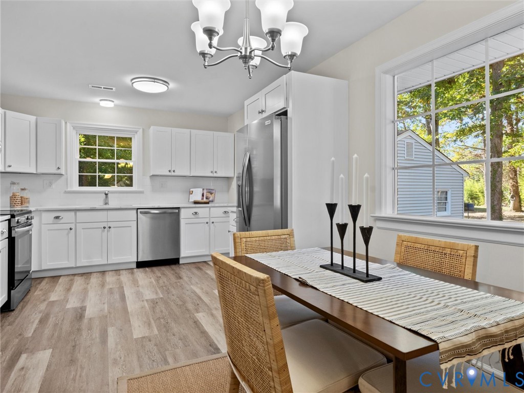 10303 Edgebrook Ct