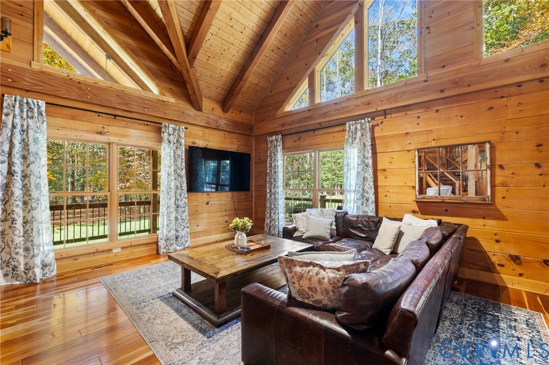 3200 Taurman Park Dr