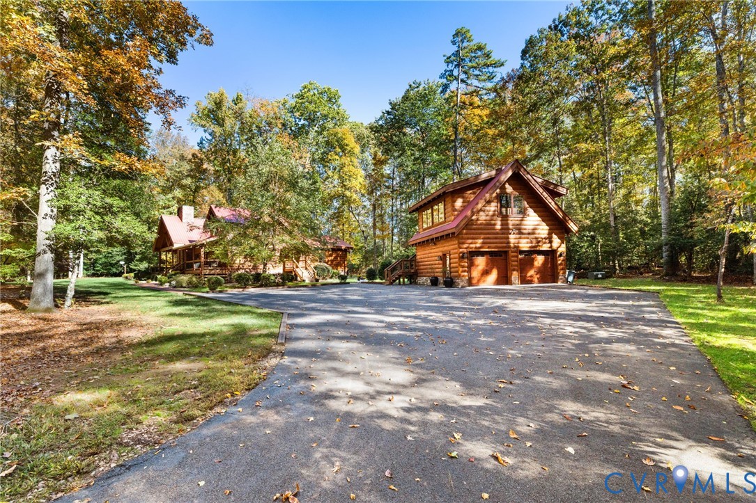 3200 Taurman Park Dr