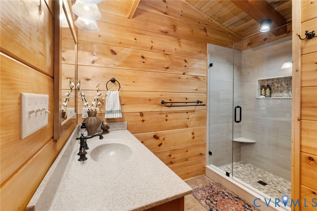 3200 Taurman Park Dr