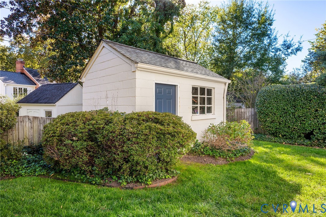 7709 Sweetbriar Rd