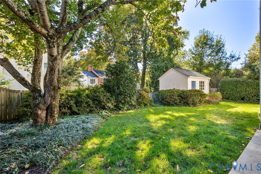 7709 Sweetbriar Rd