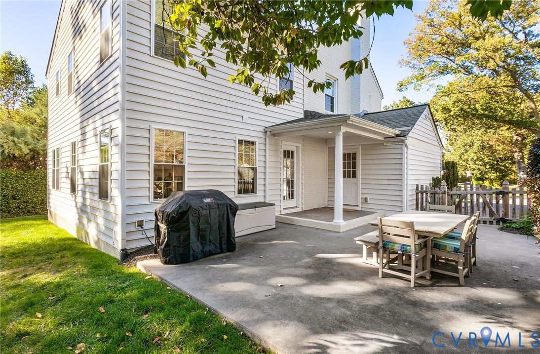 7709 Sweetbriar Rd